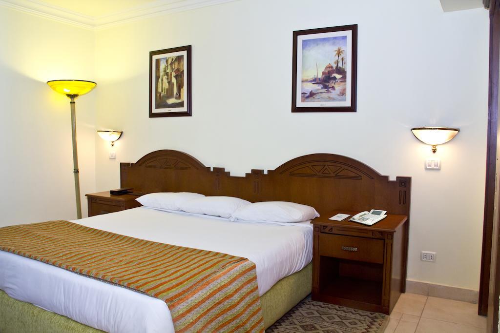 Tolip Aswan Hotel מראה חיצוני תמונה